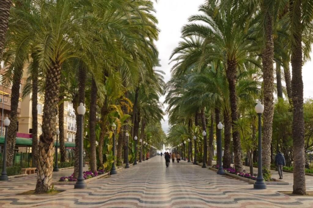 Apartamento Centro Rambla Alicante A Esterno foto